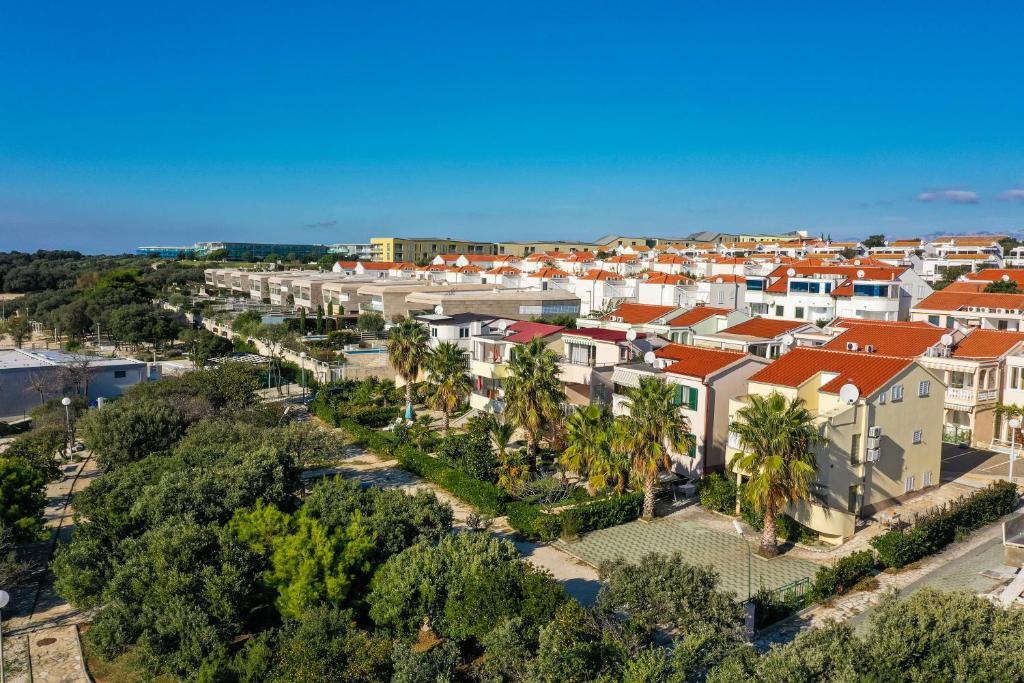 Apartments Malic Petrčane Exterior foto